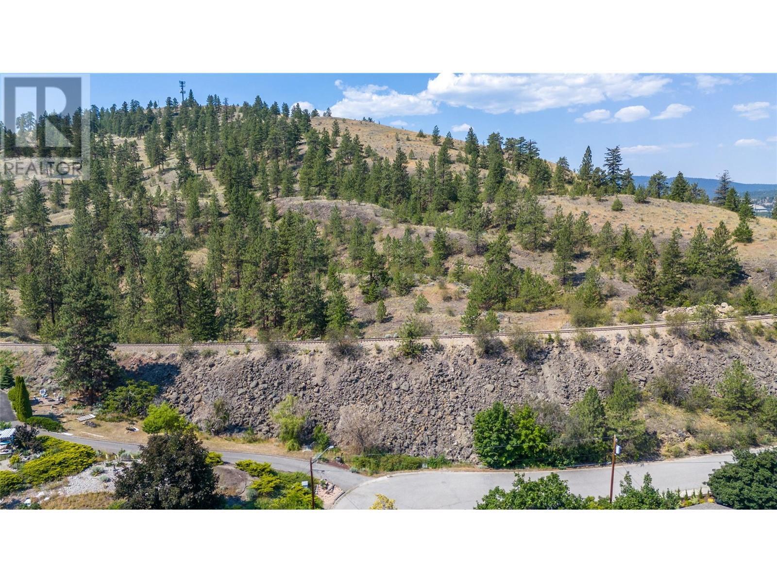 10835 Dunham Cres Crescent. Summerland, British Columbia