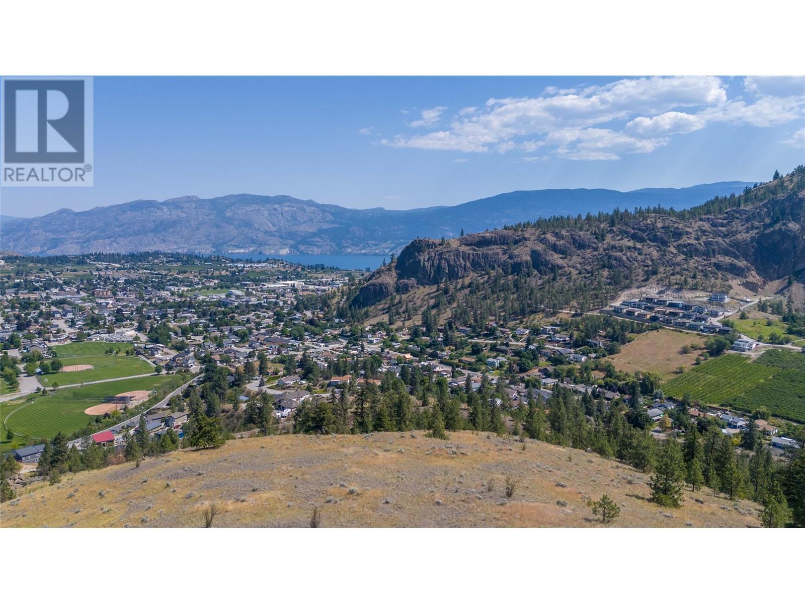 10835 Dunham Cres Crescent. Summerland, British Columbia