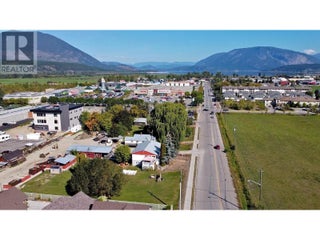1091, 1131, 1171 10 Street Sw. Salmon Arm, British Columbia
