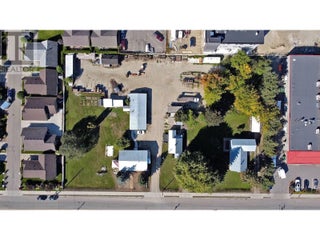 1091, 1131, 1171 10 Street Sw. Salmon Arm, British Columbia