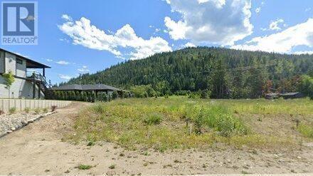 1150 19 Avenue Se. Salmon Arm, British Columbia