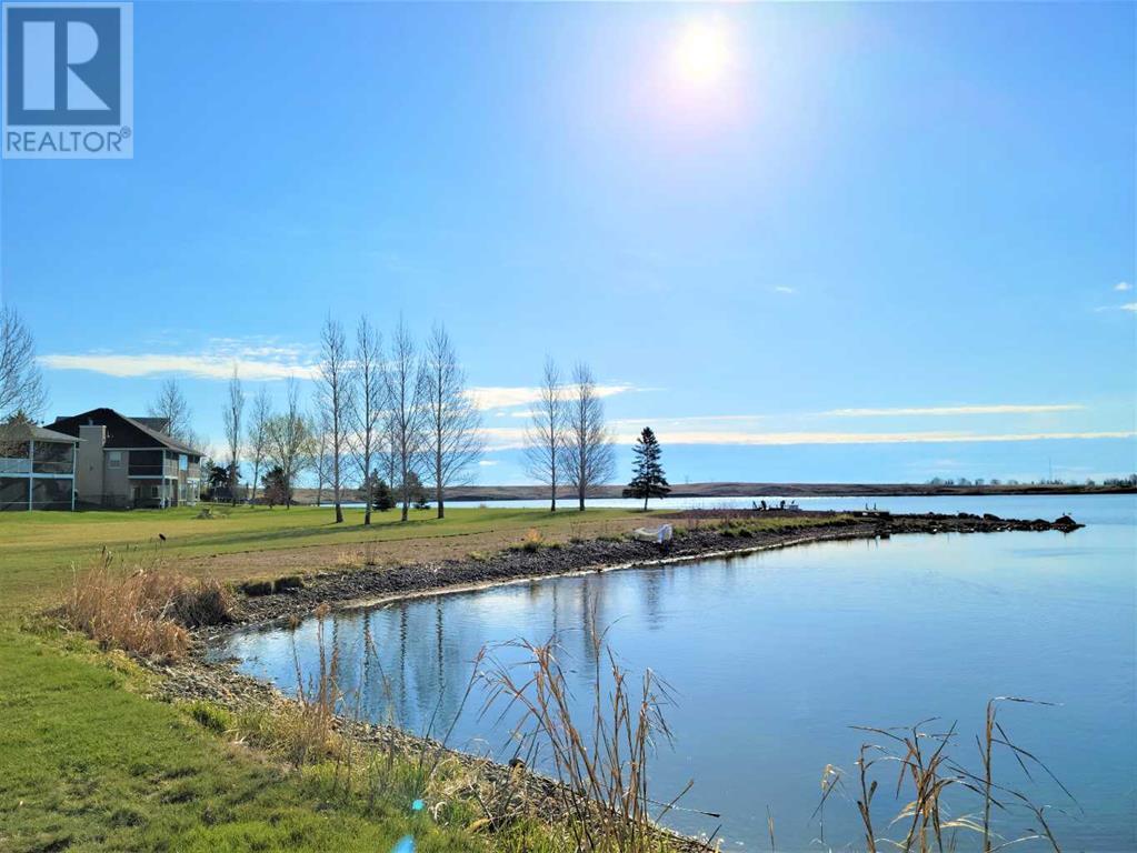 27 Blue Heron Bay, Lake Newell Resort