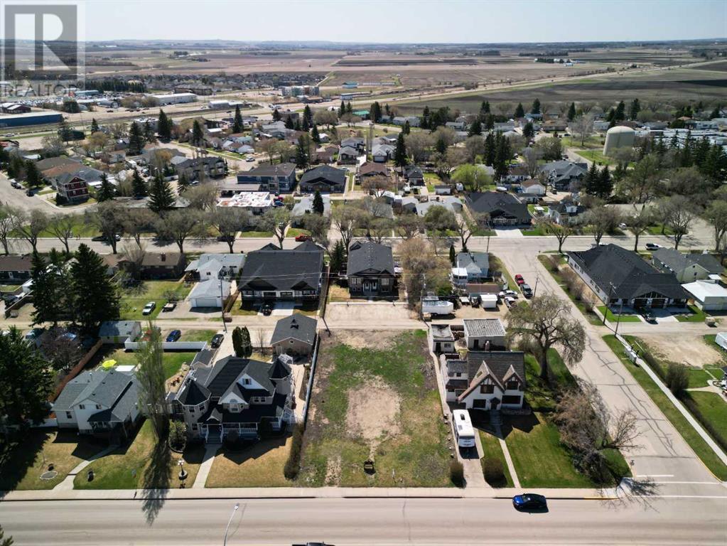 5331 50 Avenue, Lacombe