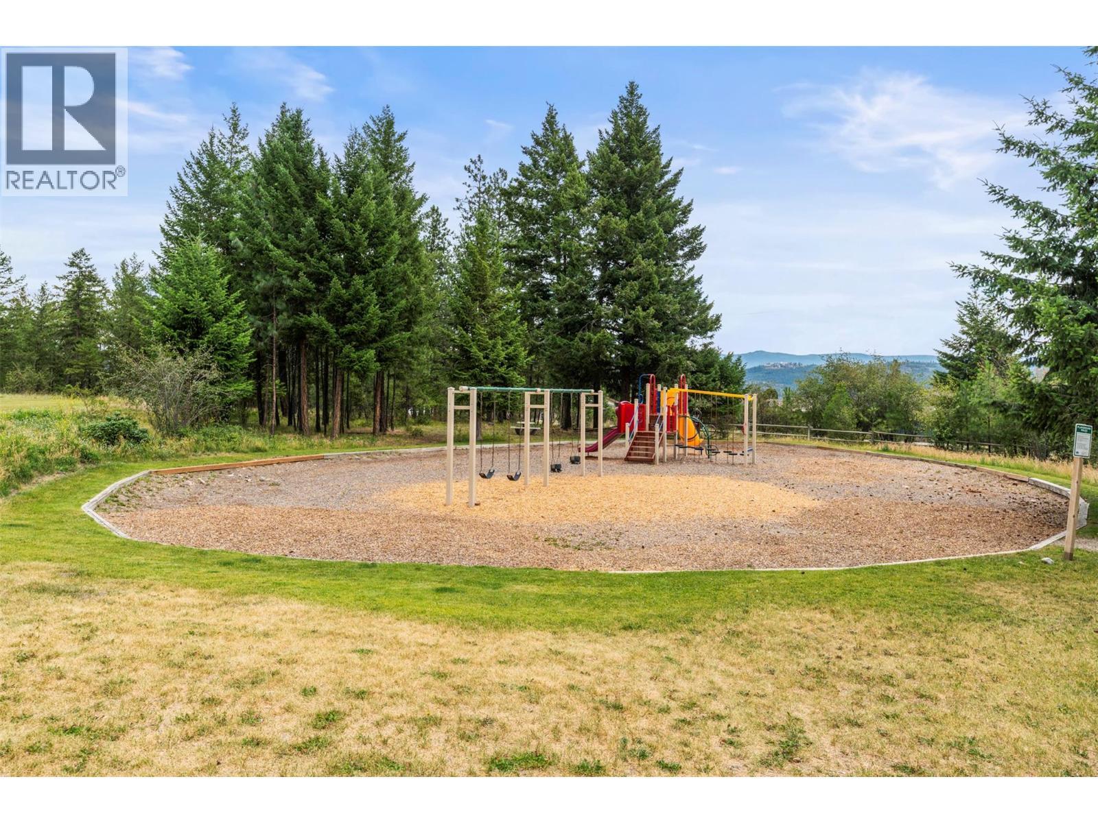 10551 Columbia Way. Vernon, British Columbia