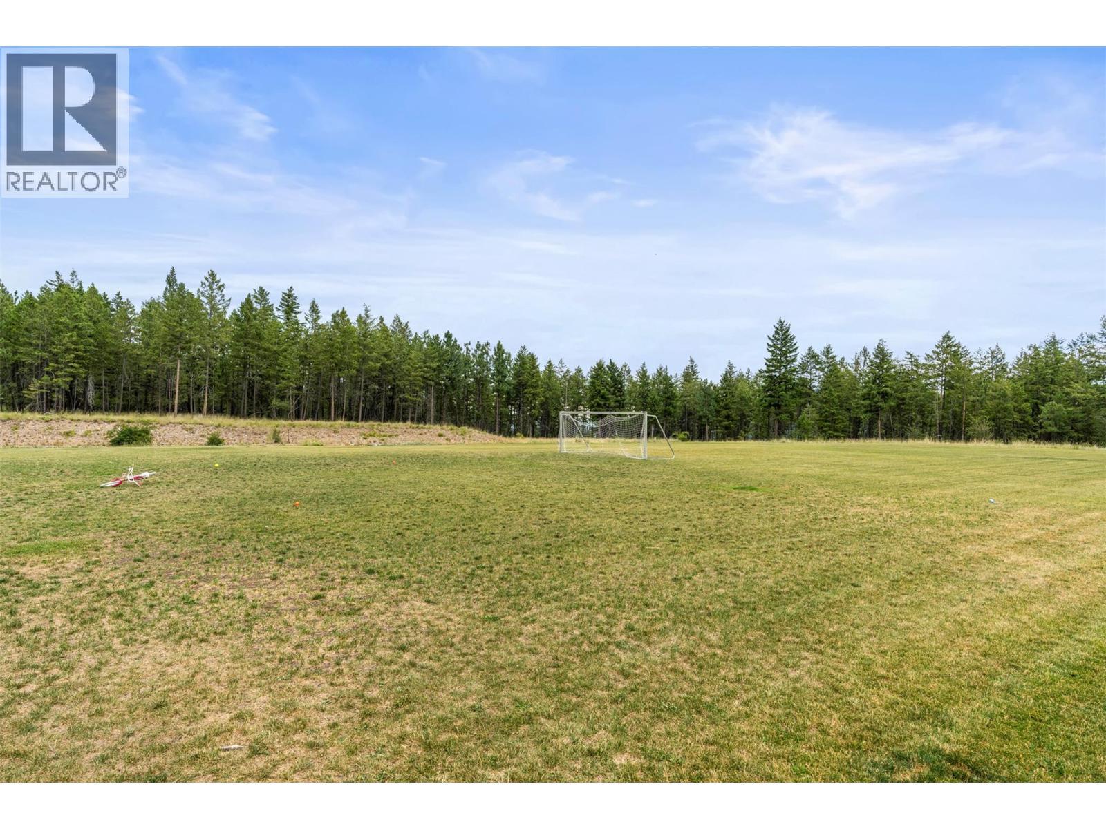 10551 Columbia Way. Vernon, British Columbia