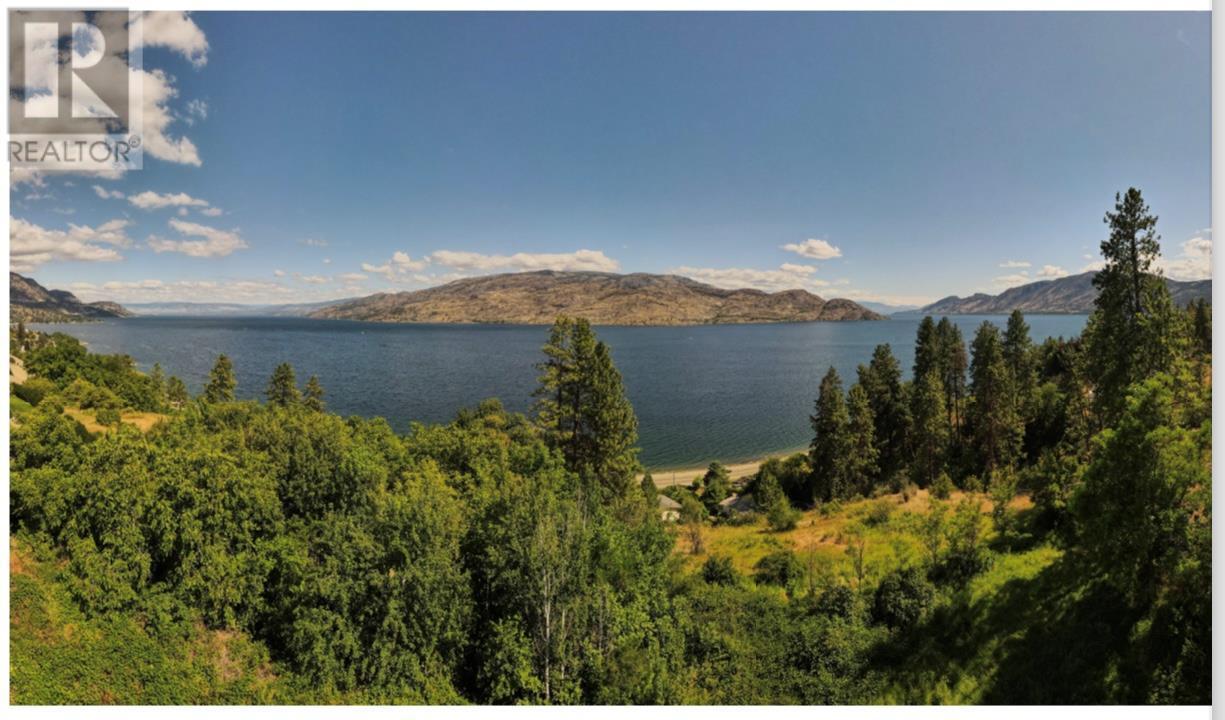 4641 Princeton Avenue. Peachland, British Columbia