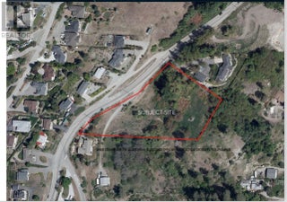 4641 Princeton Avenue. Peachland, British Columbia