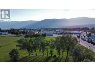 161 Shuswap Street Sw. Salmon Arm, British Columbia