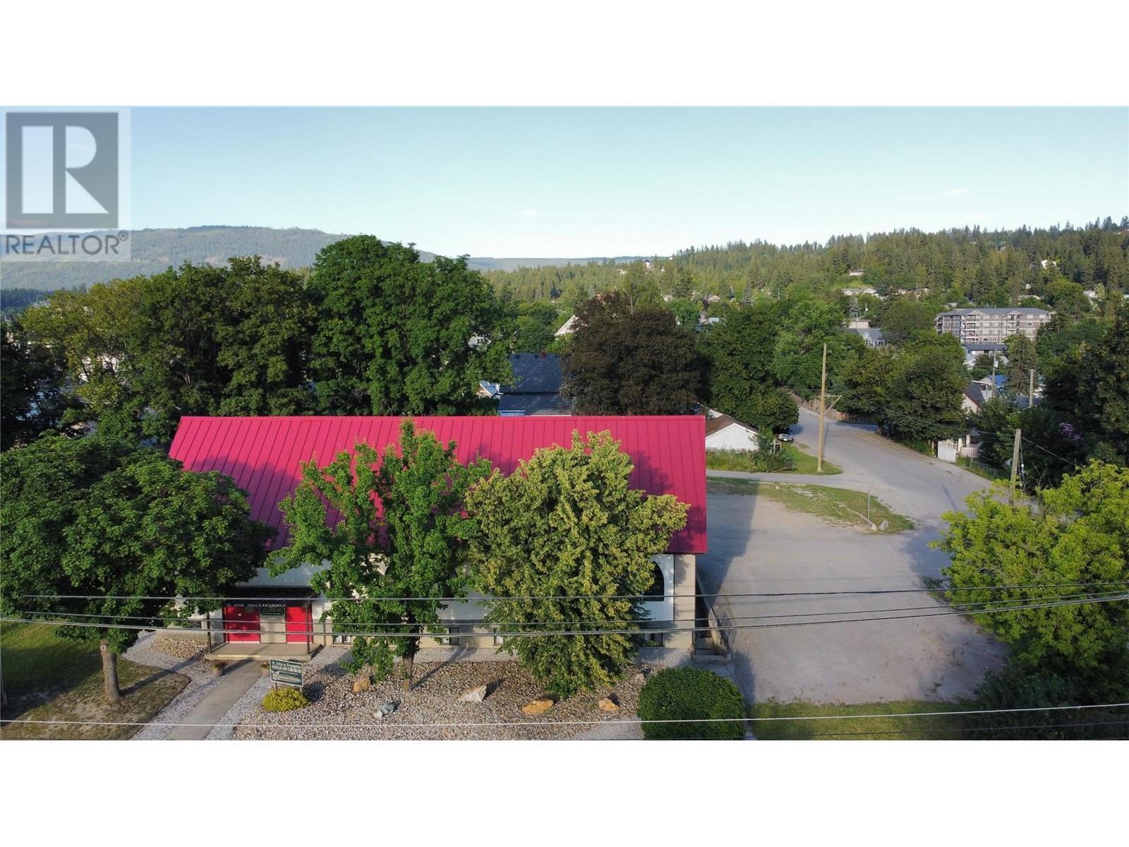 161 Shuswap Street Sw. Salmon Arm, British Columbia
