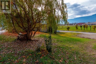 161 Shuswap Street Sw. Salmon Arm, British Columbia