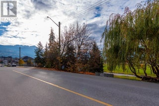 161 Shuswap Street Sw. Salmon Arm, British Columbia