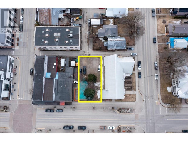 310 Mackenzie Avenue, Revelstoke