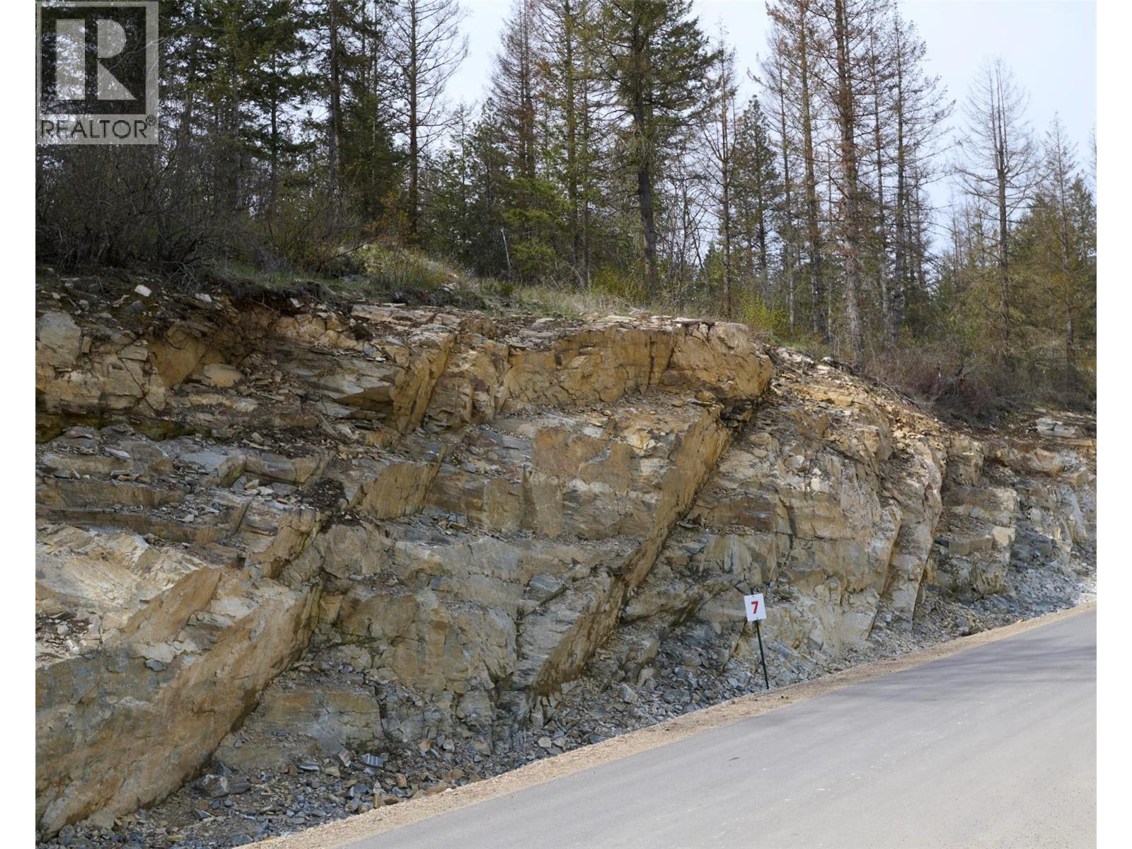 351 Oxbow Place. Enderby, British Columbia