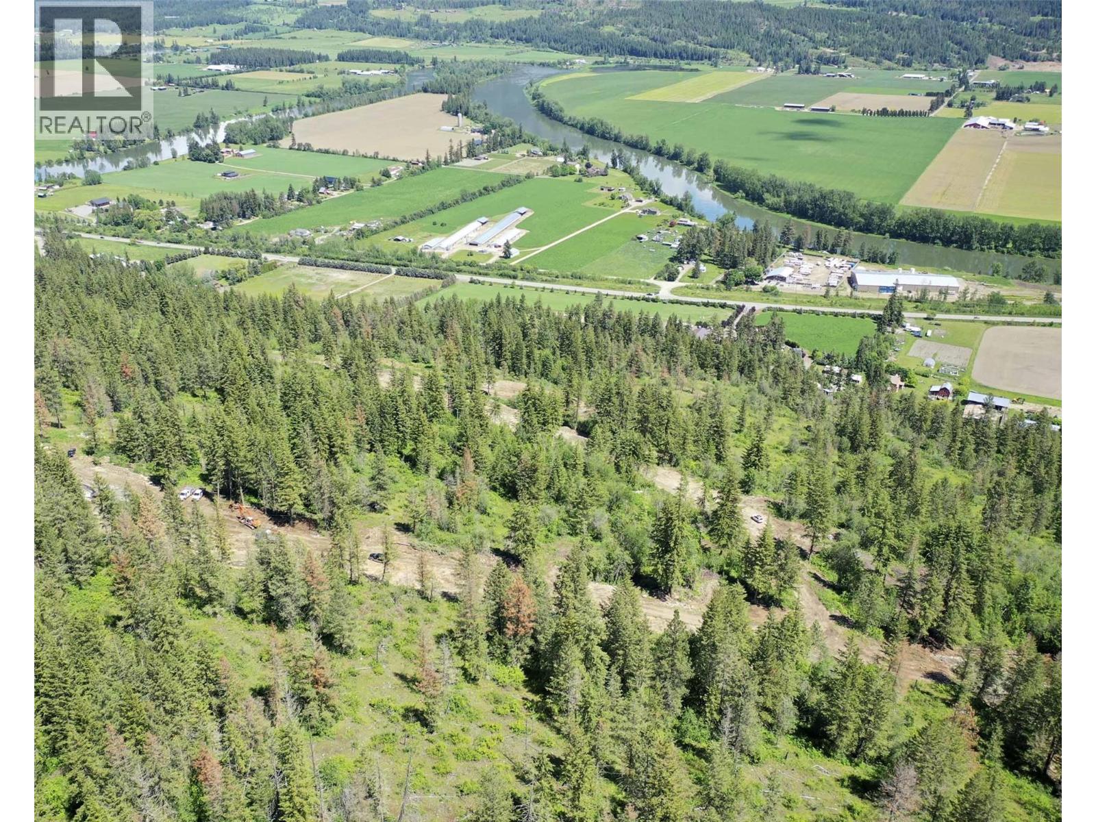 327 Oxbow Place. Enderby, British Columbia