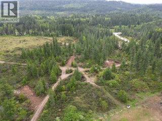 4103 Balsam Way. Malakwa, British Columbia