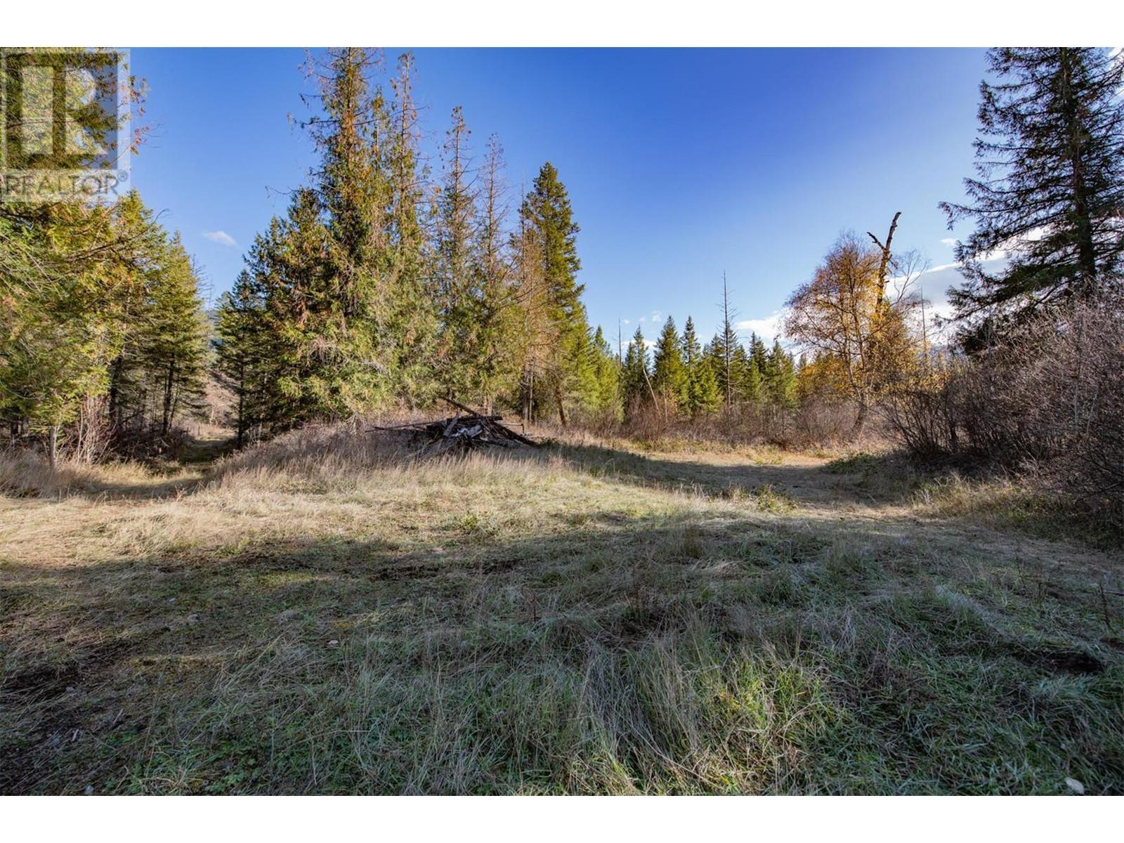 370 Charles Road. Cherryville, British Columbia