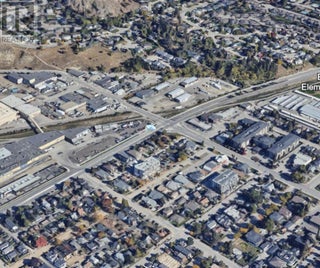 1077 Clement Avenue Unit# 2. Kelowna, British Columbia