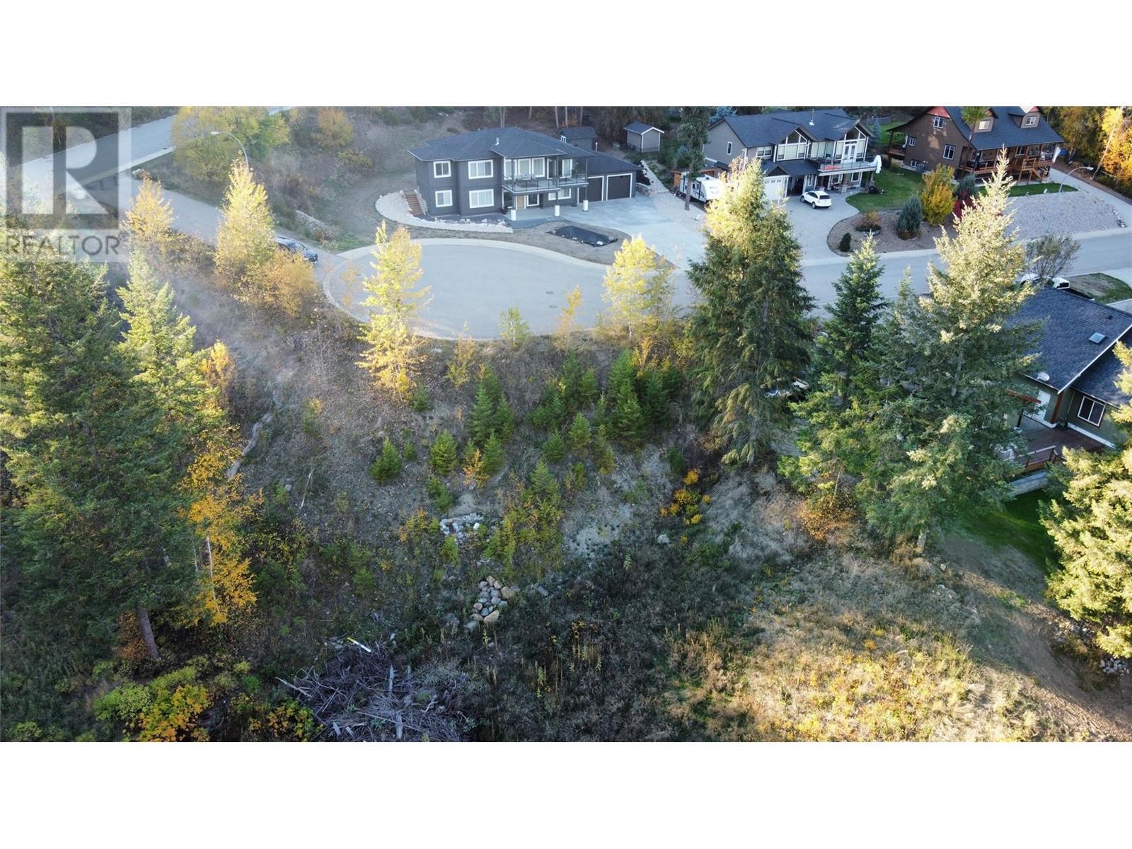2571 Cedar Ridge Court. Lumby, British Columbia