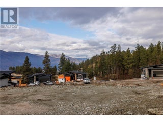 1960 Northern Flicker Court Unit# 8. Kelowna, British Columbia