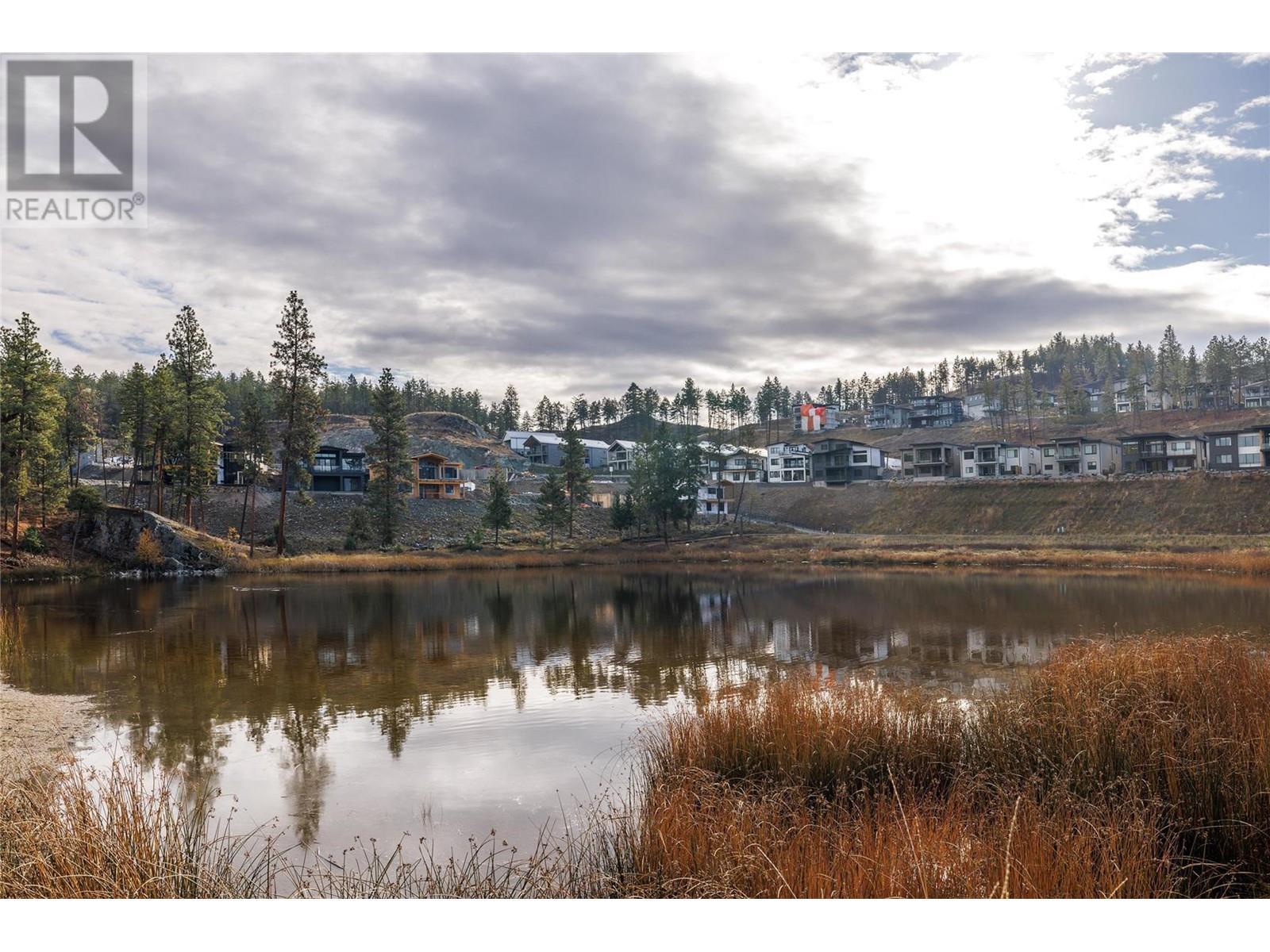 1960 Northern Flicker Court Unit# 8. Kelowna, British Columbia