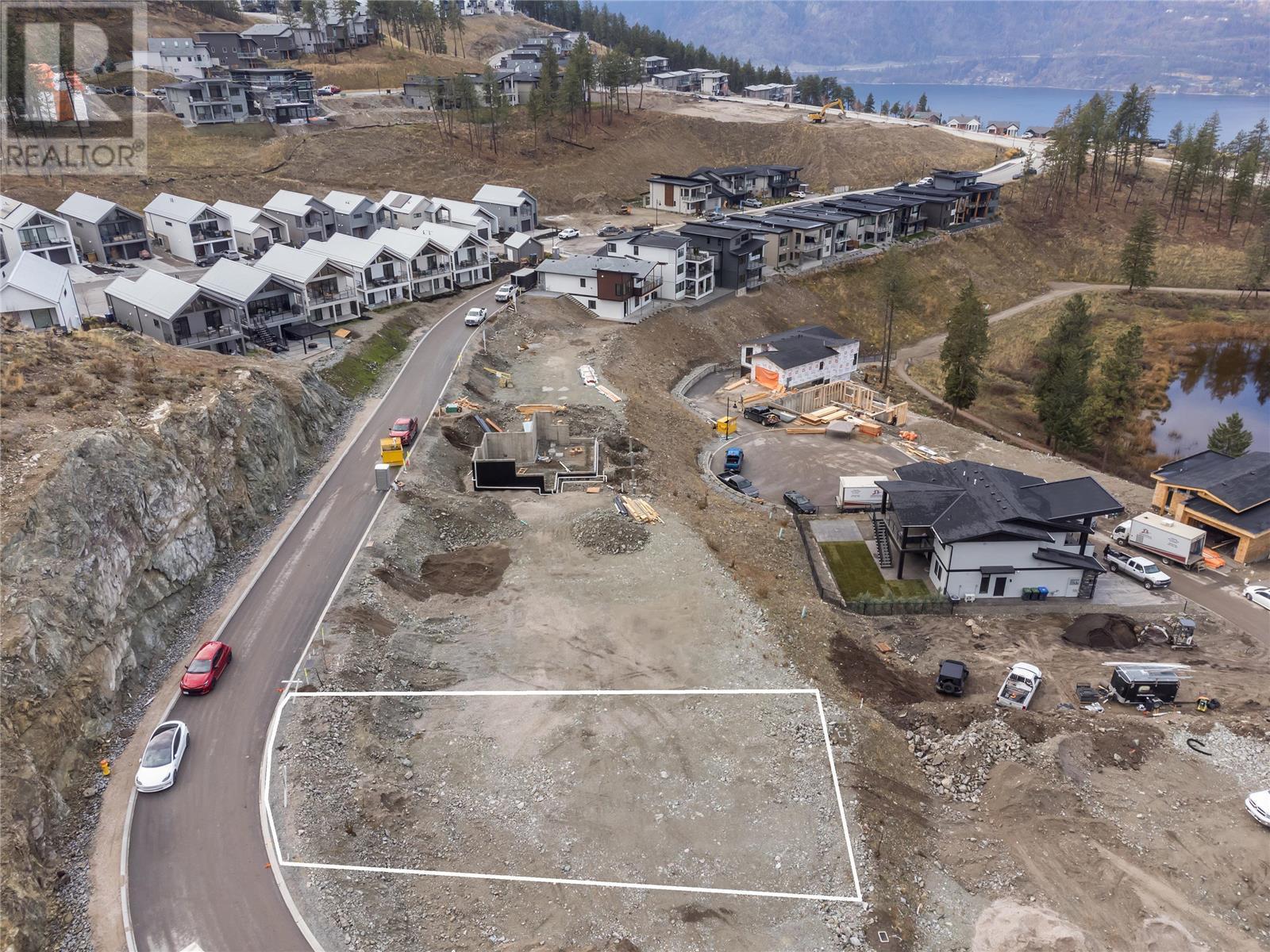 1960 Northern Flicker Court Unit# 8. Kelowna, British Columbia