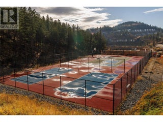 1960 Northern Flicker Court Unit# 8. Kelowna, British Columbia