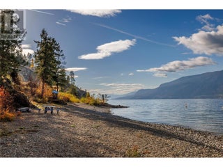 1960 Northern Flicker Court Unit# 8. Kelowna, British Columbia