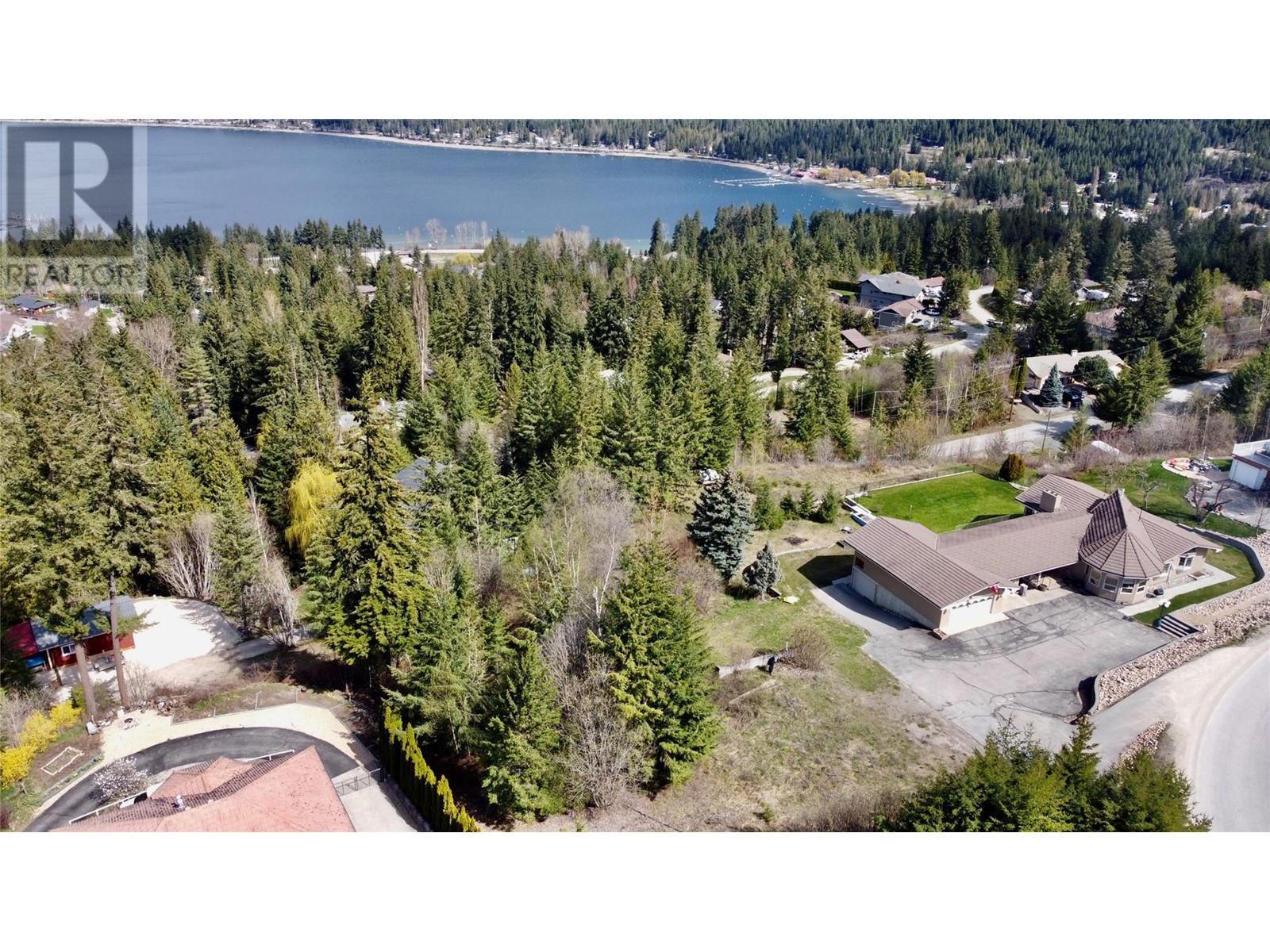 Lot 24 Golf Course Drive. Blind Bay, British Columbia