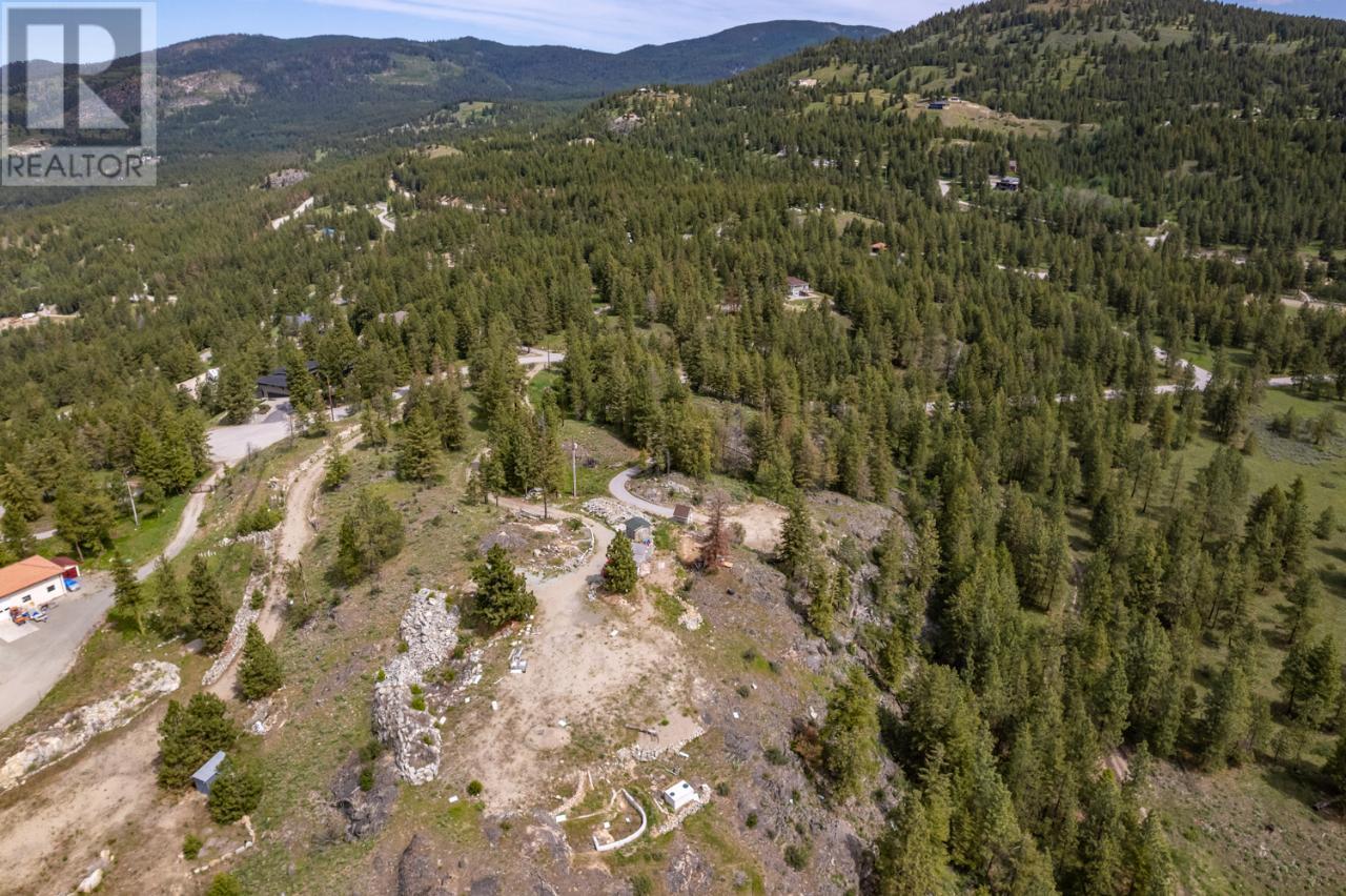 210 Peregrine Place. Osoyoos, British Columbia