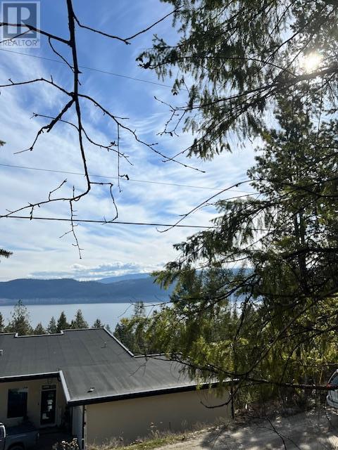 10451 Westshore Road. Vernon, British Columbia