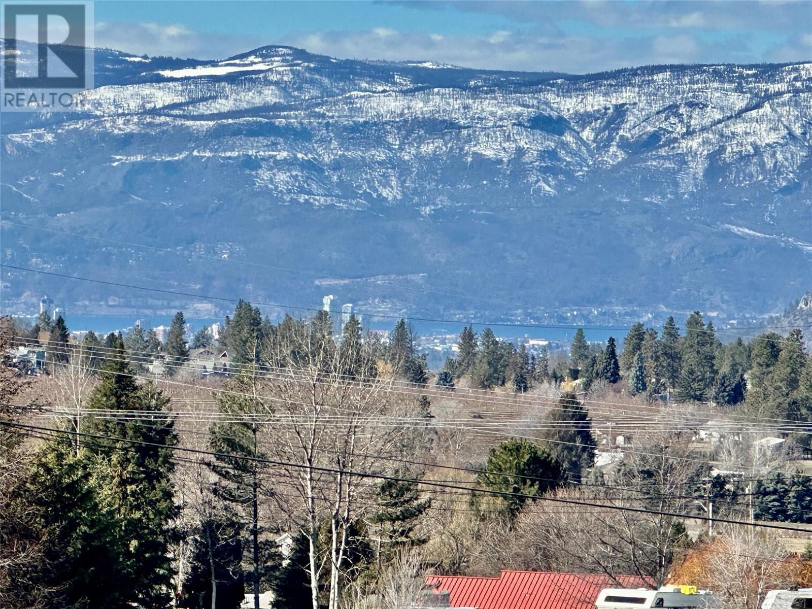 2175 Brentwood Road. Kelowna, British Columbia