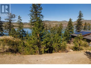 5649 Cosens Bay Road Unit# 17 Lot# 17. Coldstream, British Columbia