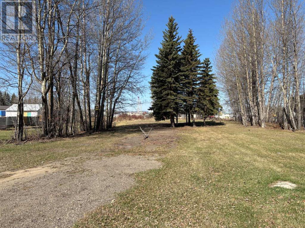 208 8 Street Nw, Slave Lake