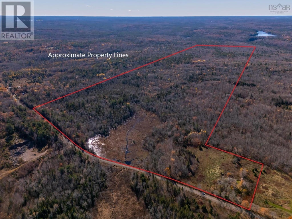 1405 Bloomington Road, Bloomington