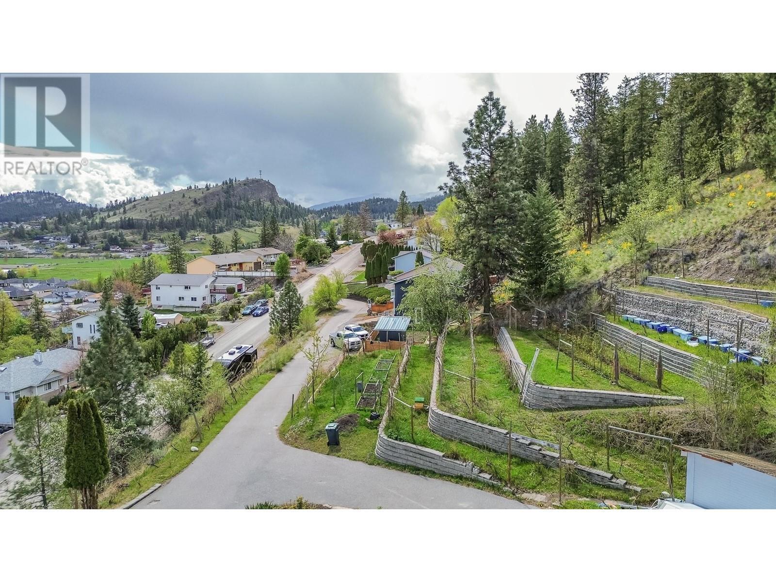 12596 Taylor Place. Summerland, British Columbia