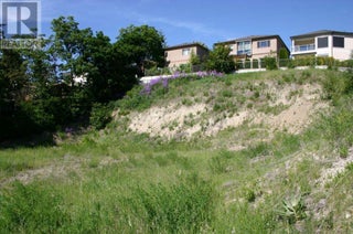 1351 10 Avenue Ne. Salmon Arm, British Columbia