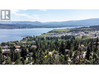 1525 Scott Crescent. West Kelowna, British Columbia