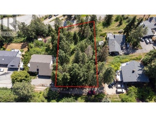 1525 Scott Crescent. West Kelowna, British Columbia