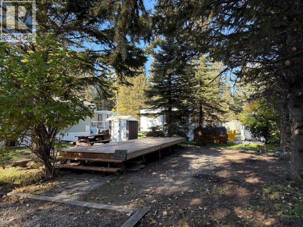6 Timber Avenue, 5230 27 Highway, Rural Mountain View County