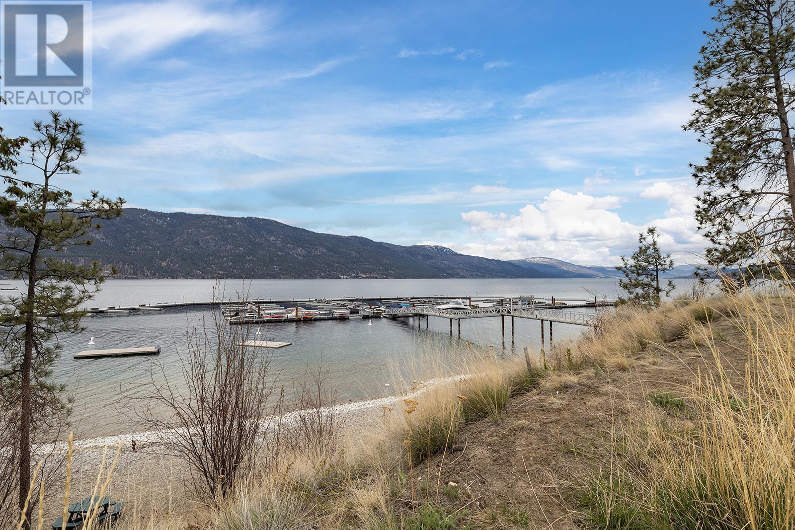 3332 Black Pine Lane. Kelowna, British Columbia