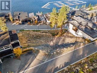 3332 Black Pine Lane. Kelowna, British Columbia