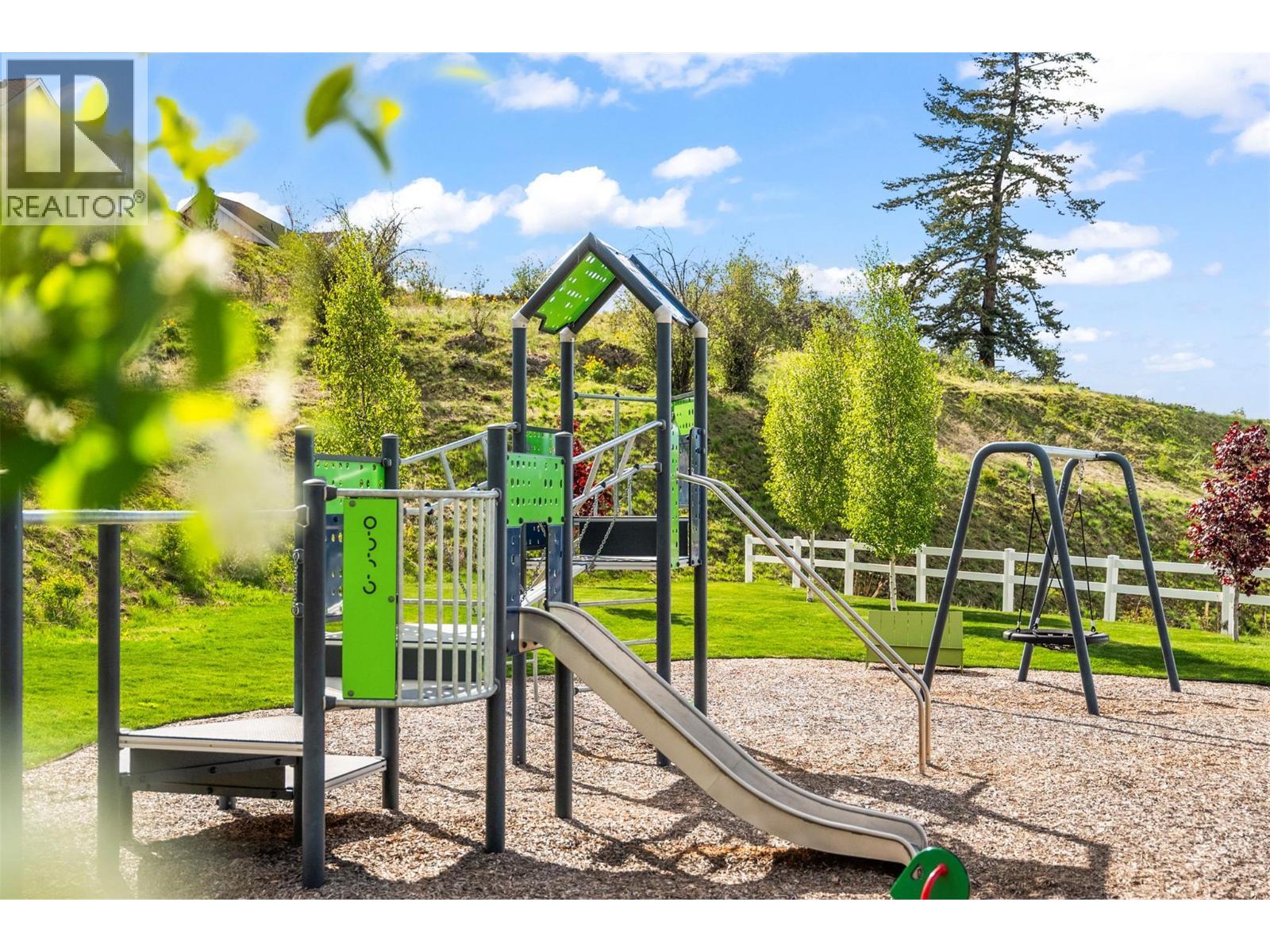 501 Vardon Lane. Vernon, British Columbia