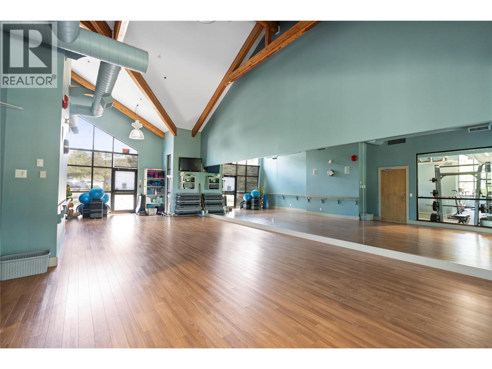 501 Vardon Lane. Vernon, British Columbia