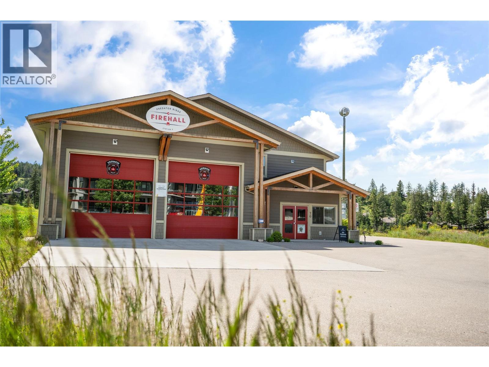 501 Vardon Lane. Vernon, British Columbia