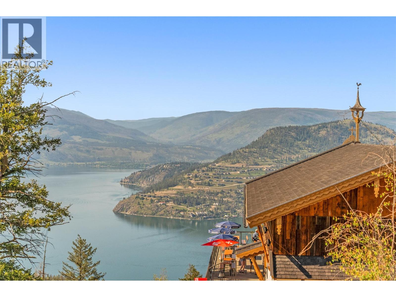 501 Vardon Lane. Vernon, British Columbia