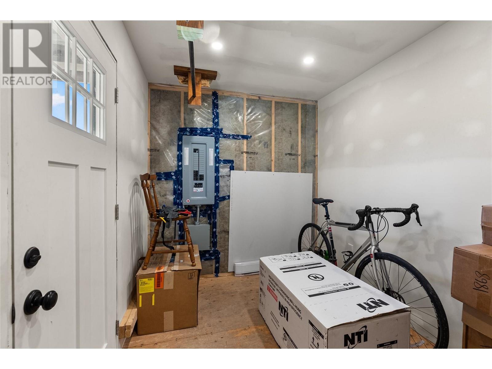 977 Allenby Road. Princeton, British Columbia