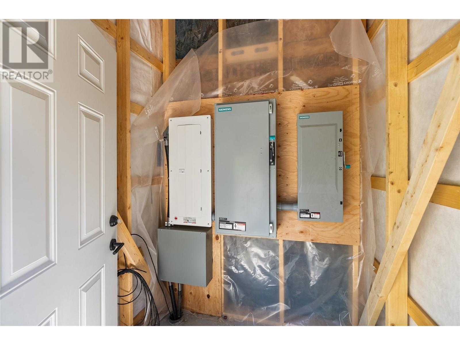 977 Allenby Road. Princeton, British Columbia