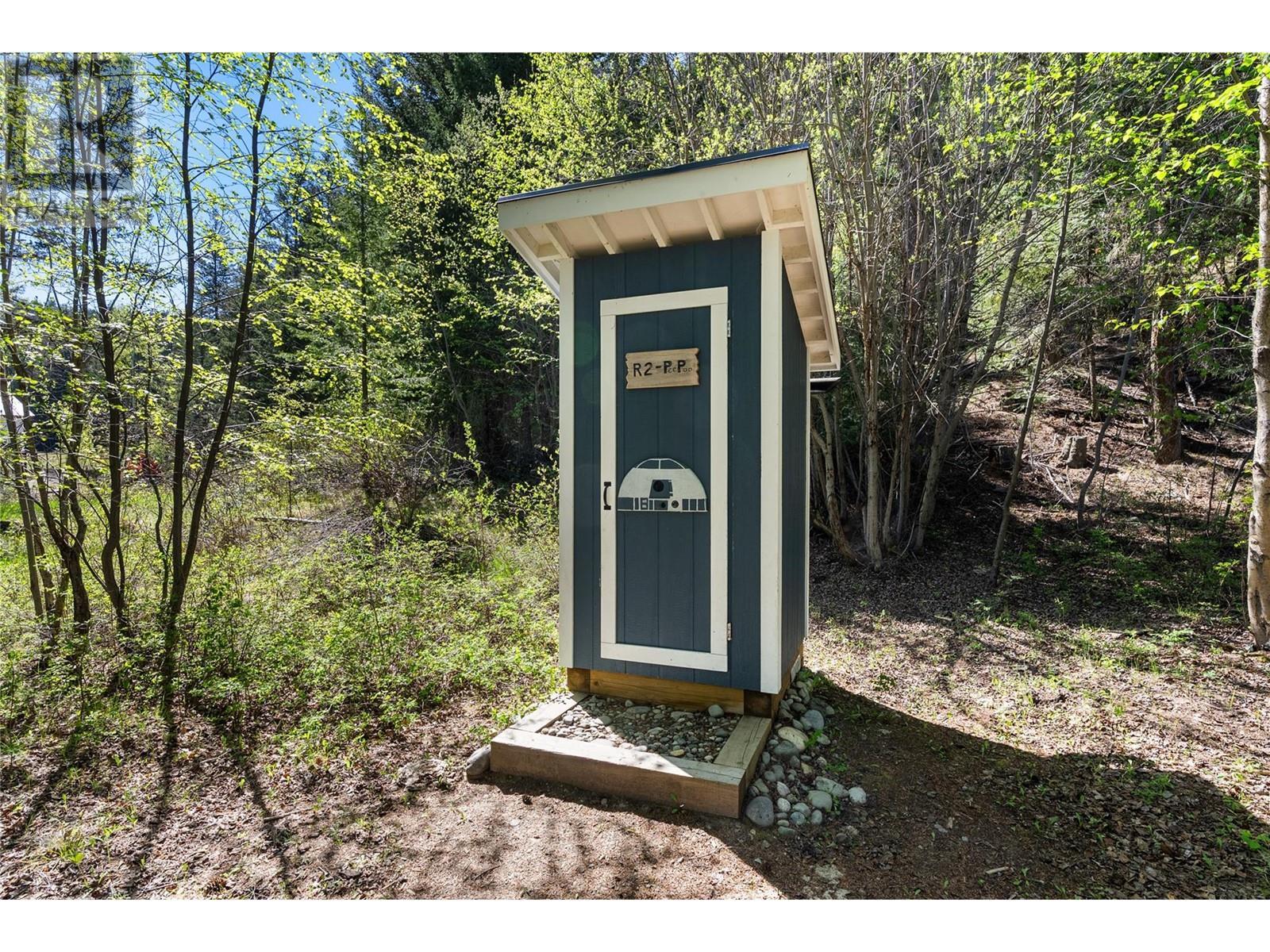 977 Allenby Road. Princeton, British Columbia