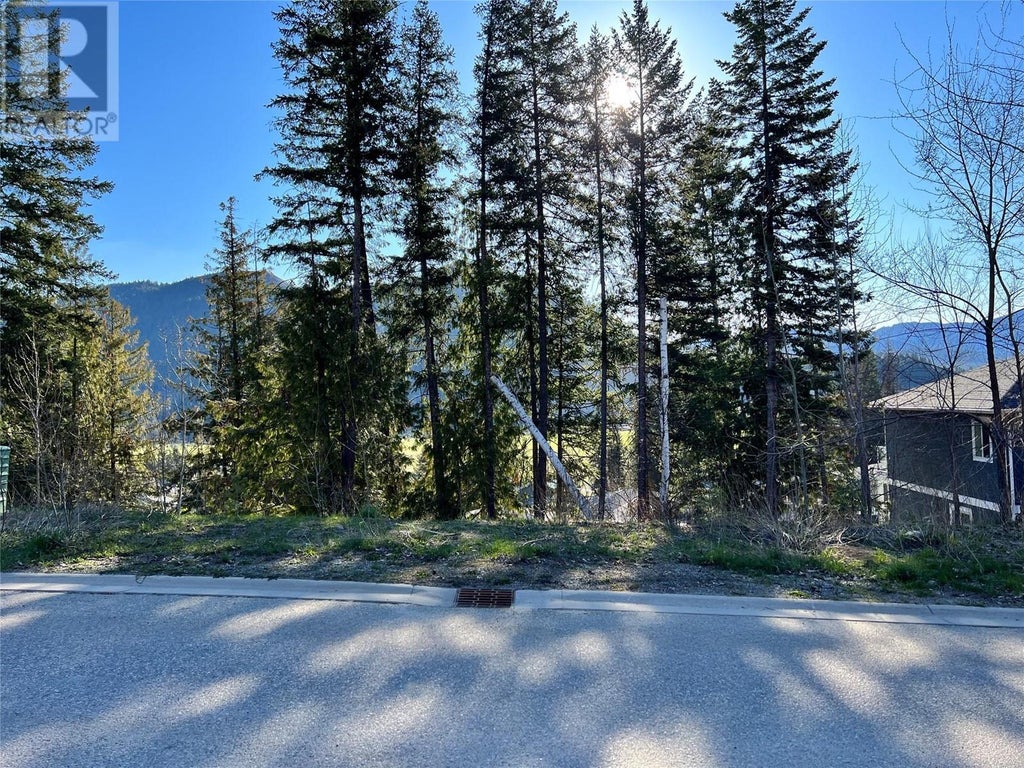2541 Cedar Ridge Court, Lumby