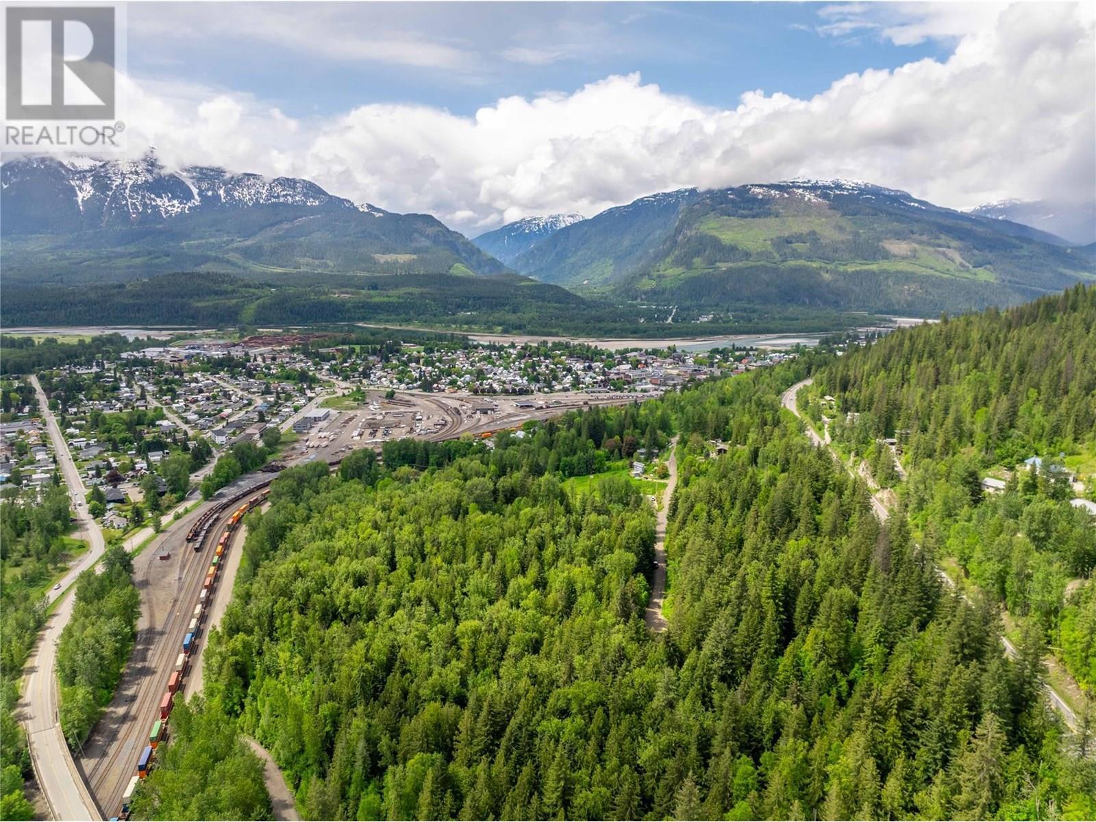 714 Cedar Street. Revelstoke, British Columbia